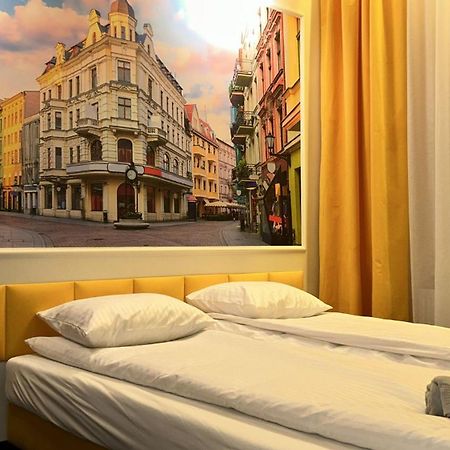 Quick Trip Apartments Torun Bagian luar foto