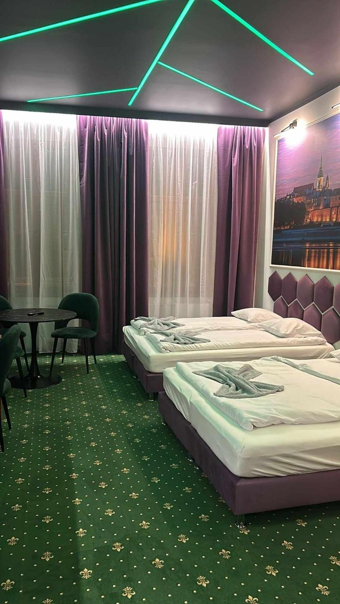 Quick Trip Apartments Torun Bagian luar foto