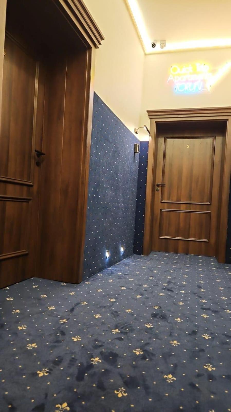 Quick Trip Apartments Torun Bagian luar foto