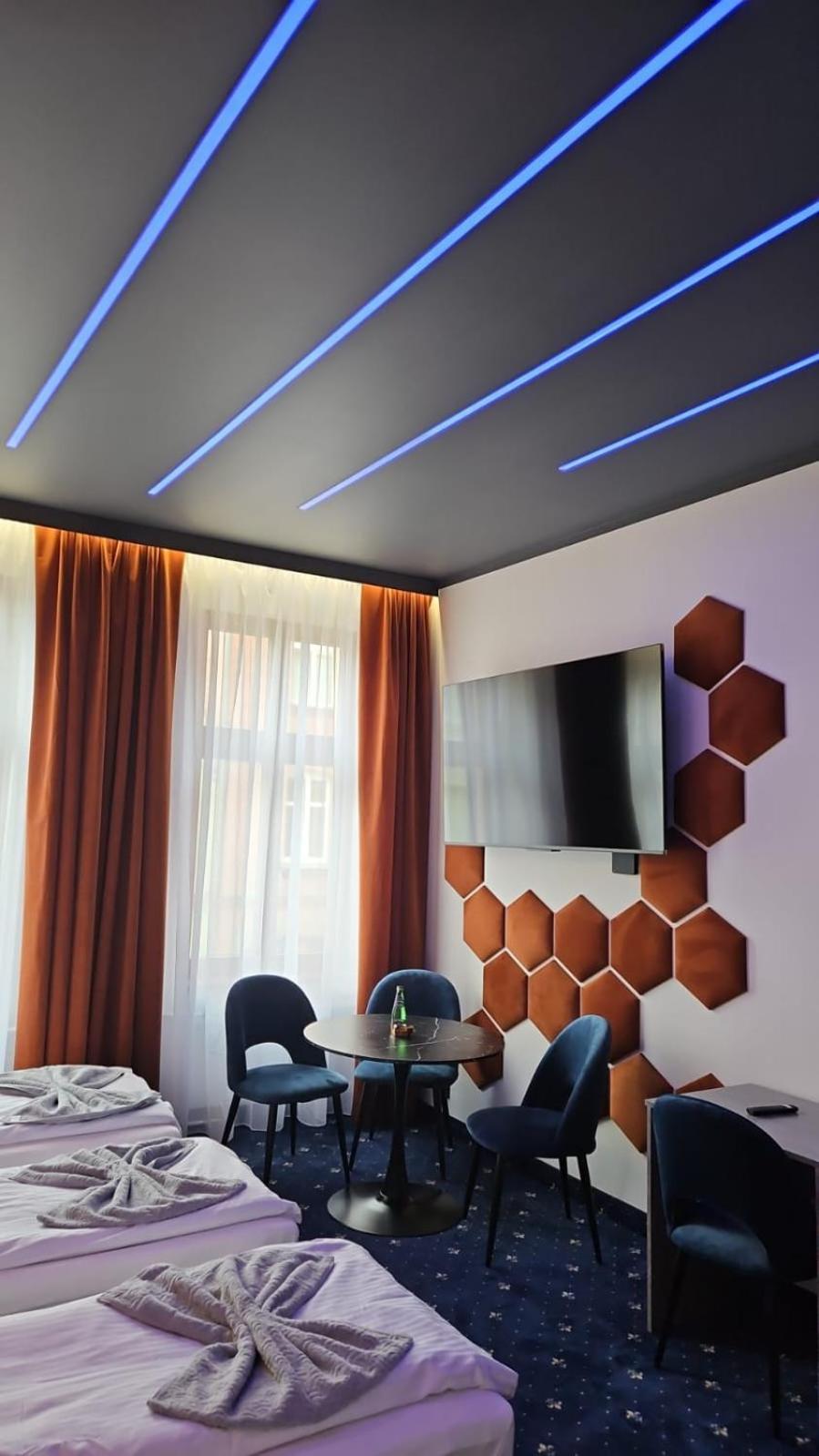 Quick Trip Apartments Torun Bagian luar foto